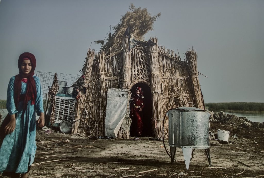 Les Femmes s'exposent pour une quatrième édition /aufildeslieux.fr/ ©Emilienne Malfatto -DERNIER EDEN- Mars 2017, maisons traditionnelles en roseau des " Arabes des marais" en Irak ©K.HIBBS