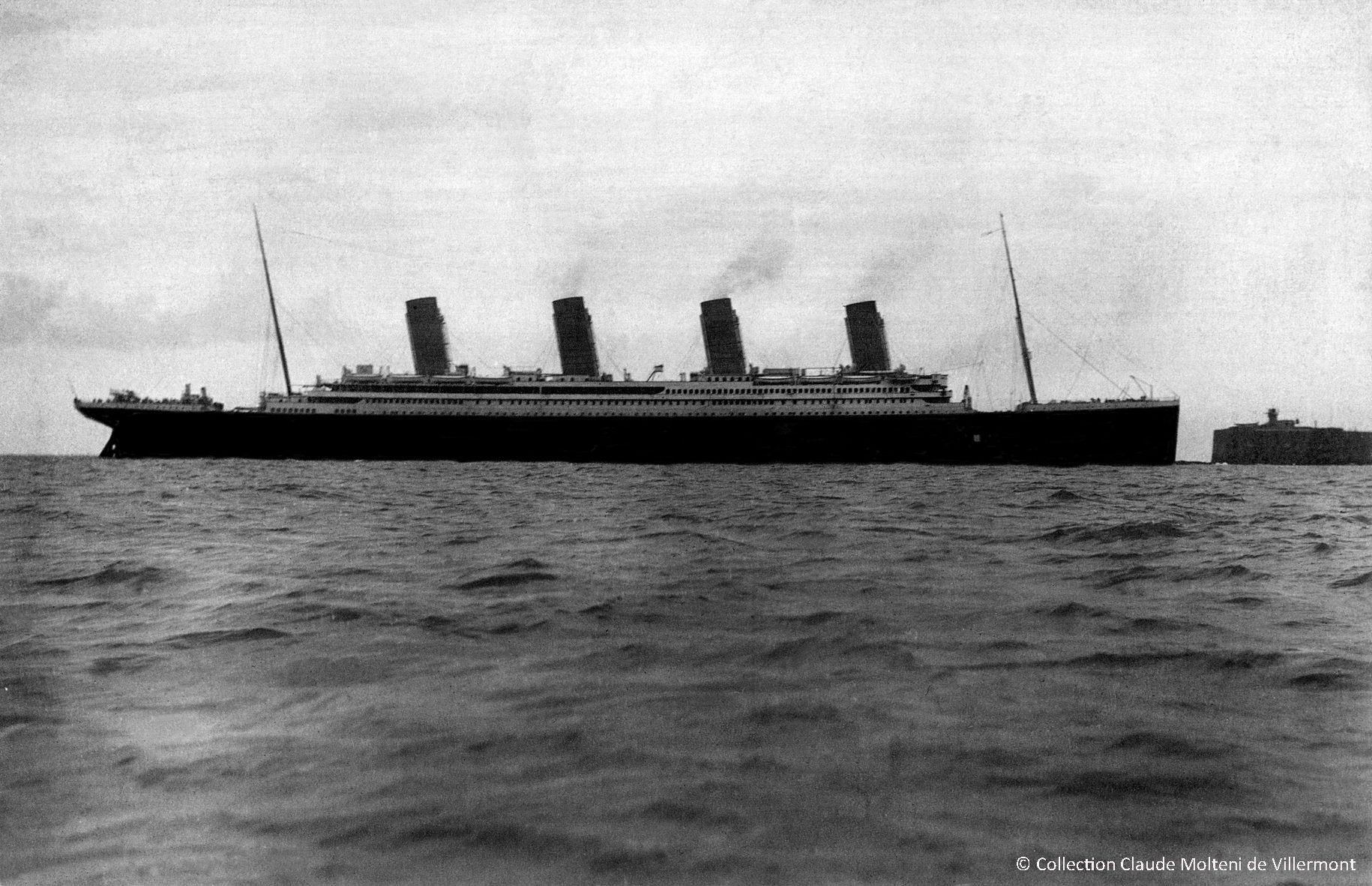(10)Titanic en rade de Cherbourg © Collection Claude Molteni de Villermont