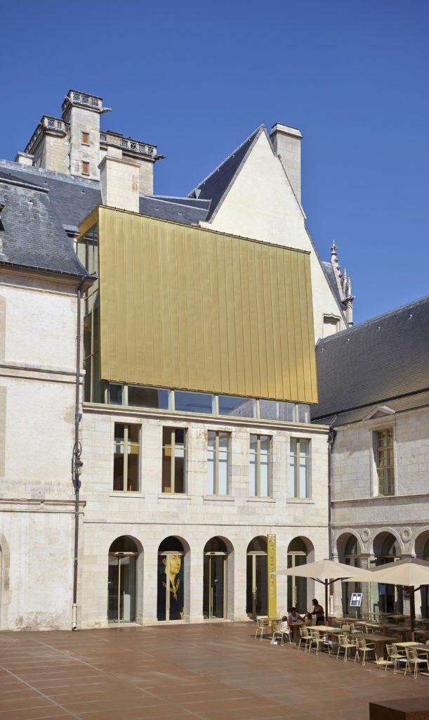 Le Musée des Beaux-Arts de Dijon/ aufildeslieux.fr/La Cour de Bar© Musée des Beaux-Arts de Dijon/François Jay