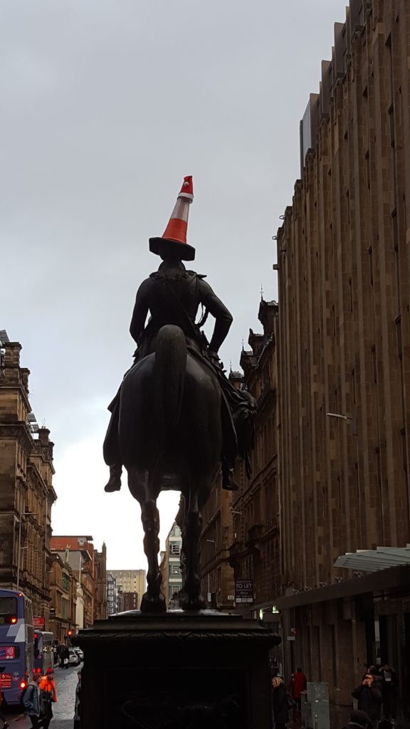 En 2018 Glasgow fête Mackintosh / aufildeslieux.fr / Statue du Duke of Wellington ©K.HIBBS