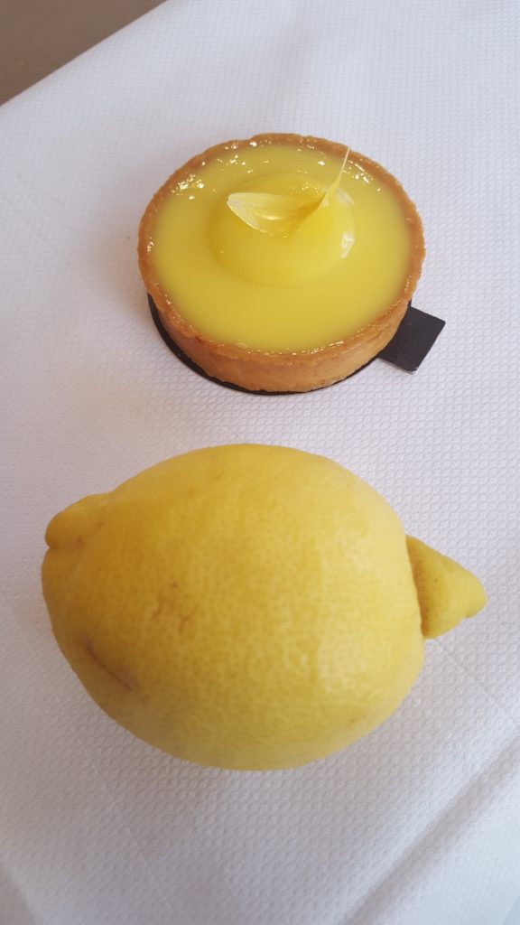 Les secrets de Muriel/aufildeslieux.fr/ tarte au citron©K.Hibbs