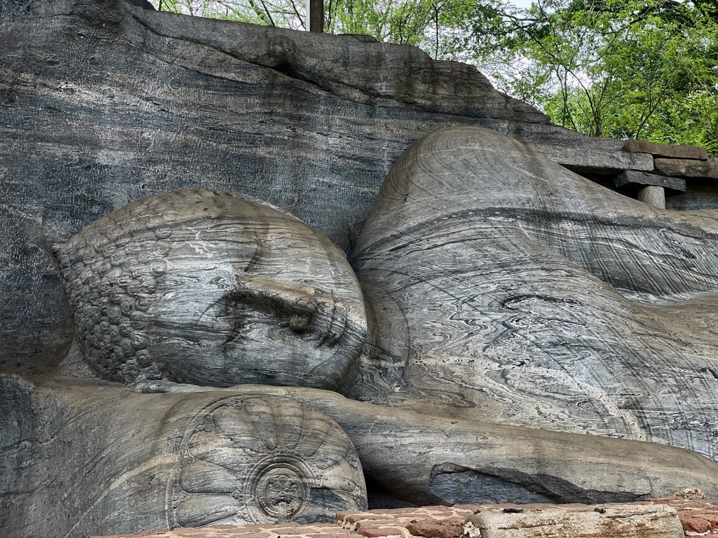  La plus belle larme de Bouddha/www.aufildeslieux.fr/ Bouddah en attente du Nirvana - Photo © K.HIBBS