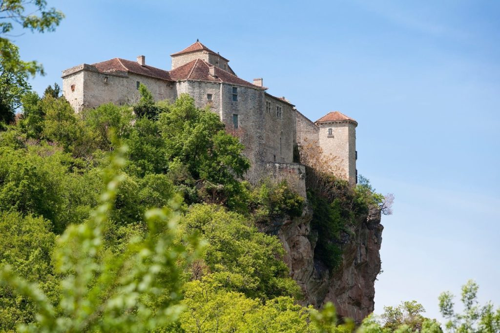  Bruniquel, un village de charme en Quercy/aufildeslieux.fr/ Château vieux de Bruniquel©Conseil départemental Tarn et Garonne