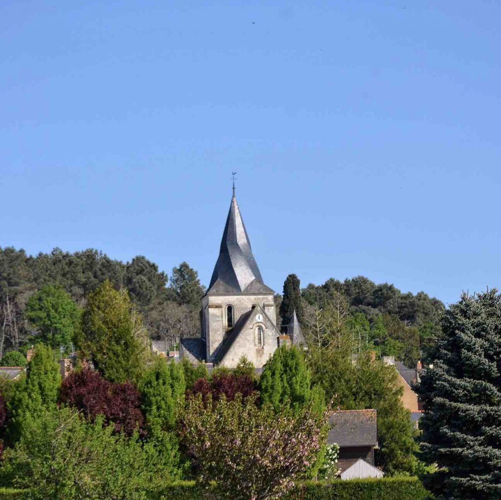 Les Clochers Tors du Baugeois/aufildeslieux.fr/ Clocher Tors de Fontaine-Guérin ©LD-OT-BaugeoisVallée 