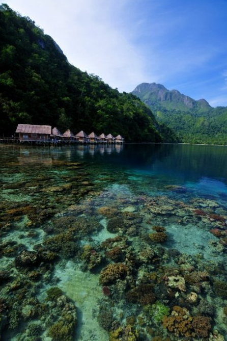 L'archipel indonésien et ses 18 307 îles/aufildeslieux.fr/Ora Beach aux Moluques ©Ministère de la culture et du tourisme en Indonésie