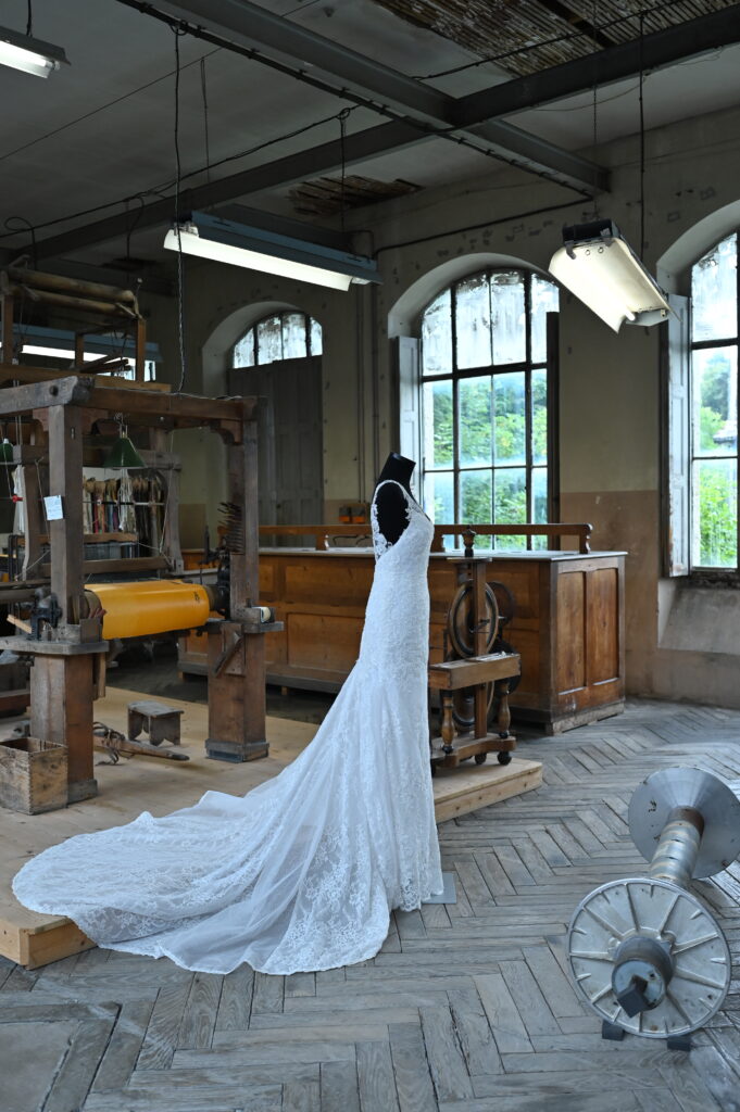 Le musée des Soieries Bonnet/www.aufildeslieux.fr/ Exposition "Mariage!"-Photo © K.HIBBS
