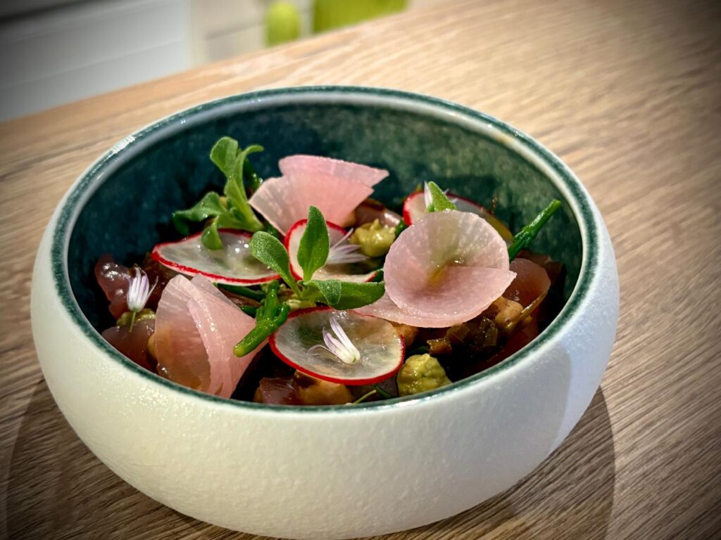 La Dombes aux mille étangs/www.aufildeslieux.fr/ Ceviche au jus de lime © Photo Fernanda Pillon - Restaurant Agave