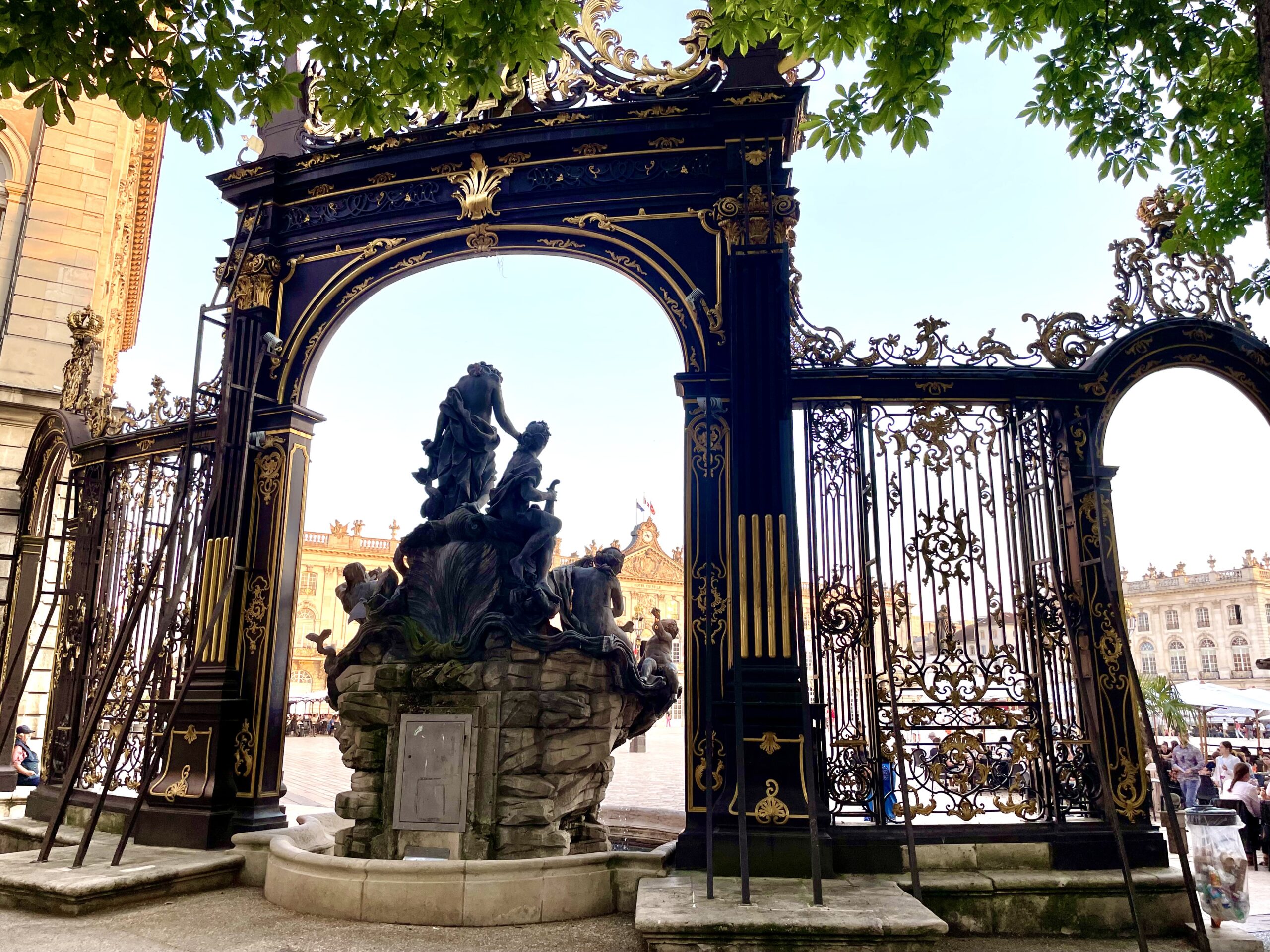 Les Passions Sucrées de Nancy/ aufildeslieux/ Vue de la Place Stanislas depuis le parc de la pépinière © K.HIBBS