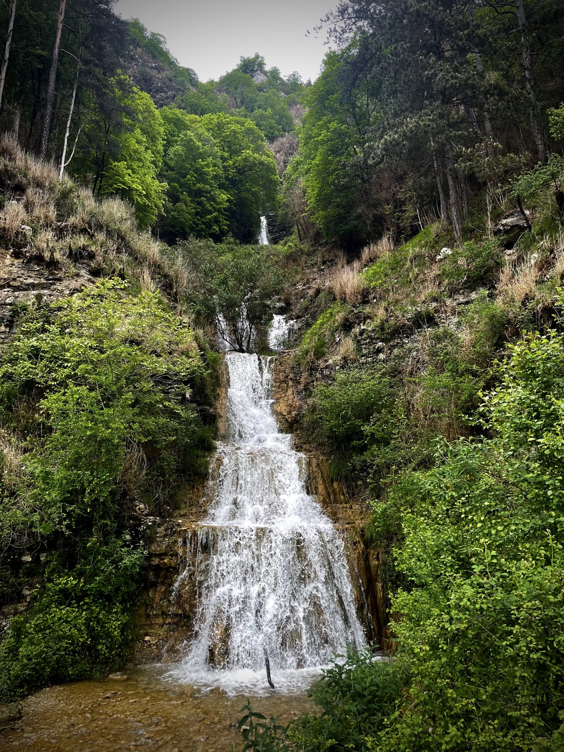 Partir à la découverte des lacs du Haut Bugey/www.aufildeslieux.fr/ La cascade du Palin © K.HIBBS