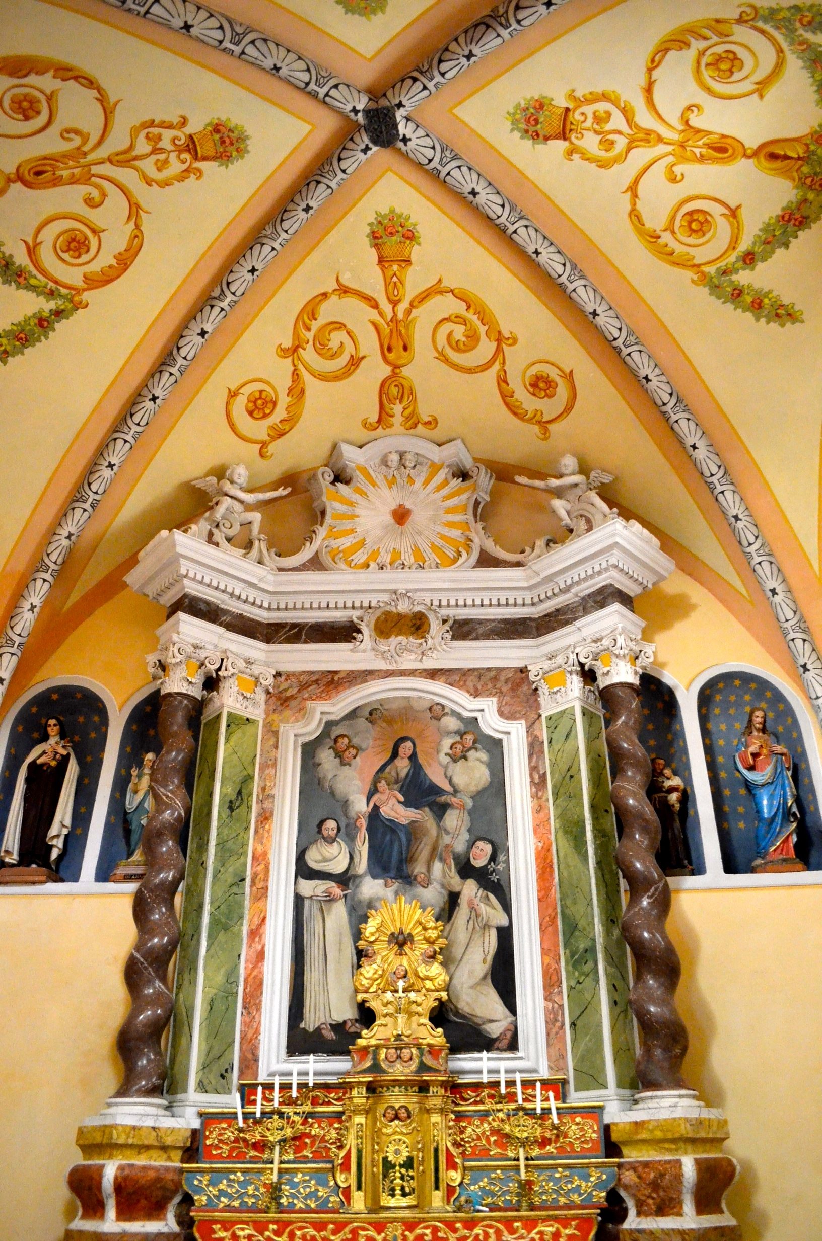 église St Arrige et St Vincent de Saragosse:Peone©K.HIBBS
