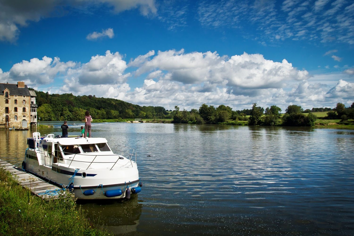 la rivière Mayenne © mayenne tourisme