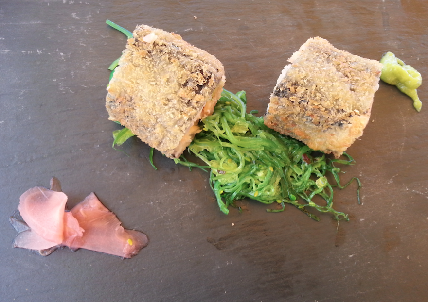 3 bonnes raisons d'aller à Tarragone/aufildeslieux.fr/sushi-frit-maki-de-poisson-et-algues©K.Hibbs